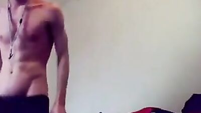 Big boy tease reloaded - Web-Cam adventures with a hung stud