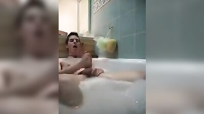 Twink in Bathtub - Hardcore Solo Play