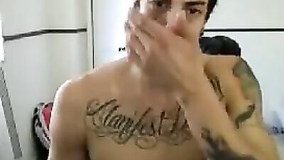 Gay Porn: Super Fit Guy 24 Plays with Passion!