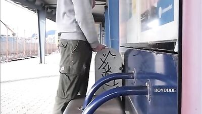 Got Horny On The Train: Amateur Gay Porn Video