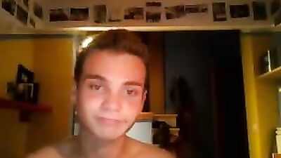 Gay Porn Web Cam Adventure with Italo Boy Franniemnrm - 18!