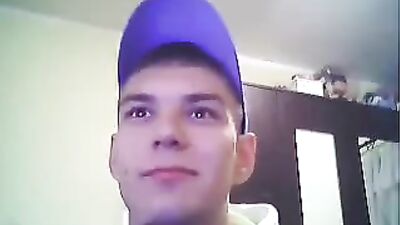 Web-Cam Gay Sex: Steamy Hot Encounters with Men for You!