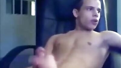 Latino Got a Helping Hand XXX (Gay Porn Video) - Web-Cam