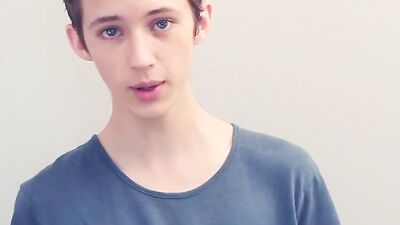 Gay Singer Troye Sivan: Were My OTP (Music-Video) - Gay Porn Parody