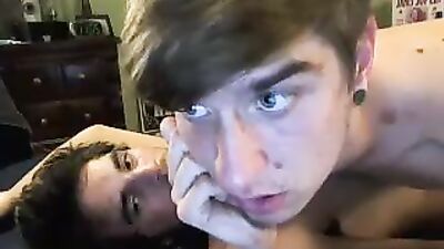 Gay Rimming Threesome: Amateurs Suck and Swallow