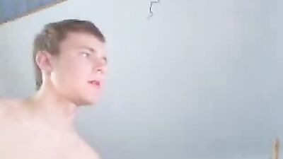 Web-Cam Uk Cam Wanker: A Gay Porn Video for Your Viewing Pleasure