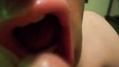 Hot Blowjobs & Cum Shots: A Steamy Hookup Reunion