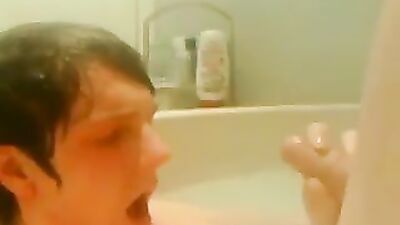 Selfy In A Tub: Fetish Fantasy