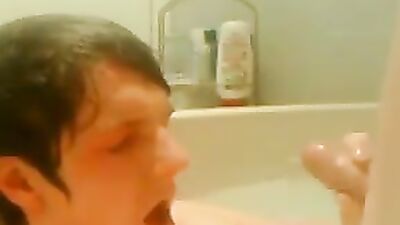 Selfy In A Tub: Fetish Fantasy