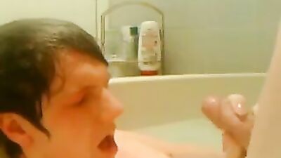 Selfy In A Tub: Fetish Fantasy