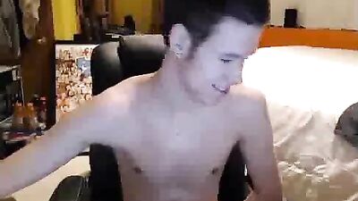 Gang Bang with Great Tattoos: Web-Cam Showdown!