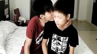 Asian Twinks Bareback Action Gay Sex (189 characters)