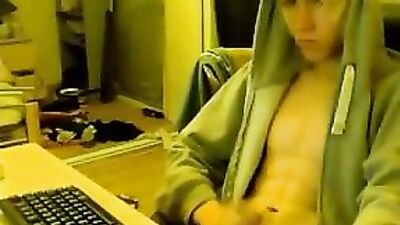 Keyboard Cumming Machine - Gay Solo Porn Video