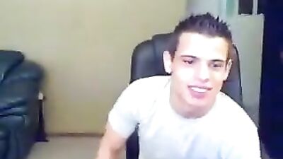 Getting a Helping Hand - Cum Shots Straight Boys Solo