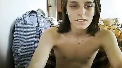 Young Jacking Amateur Boy - Exploring His Sexuality!