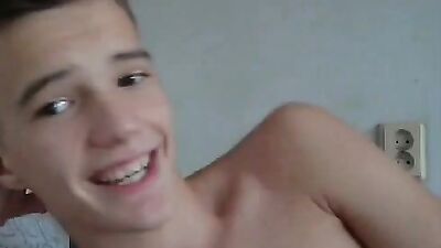 Web-Cam Solo Big Cocks - Exploring Twink Polands Webcam Boy