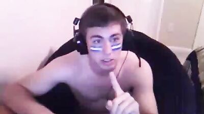 Brothers Web-Cam Delight: An Amateur Illinois Solo Adventure