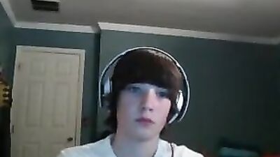 Gay Cam Sessions: Web-Cam Cum Shots - The Ultimate Amateur Experience!