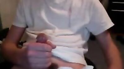 Gay Cam Sessions: Web-Cam Cum Shots - The Ultimate Amateur Experience!