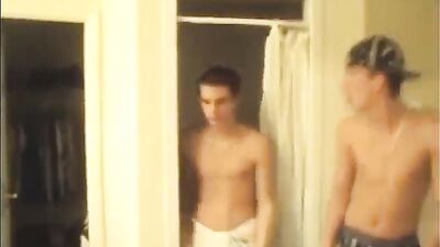 Shirtless Dance Porn Parade - Muscle Boys Fun!