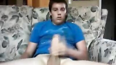 Web-Cam Wanks: The Return of 8 Inch King