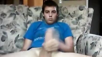 Web-Cam Wanks: The Return of 8 Inch King