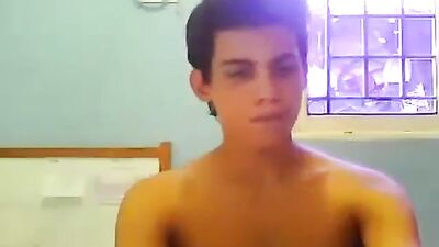 Browning Up: The Cutest Amateur Brown Boy Masturbates!