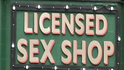 Gay Lusty Teens Suck! Hard Cocks & Uninhibited Action!