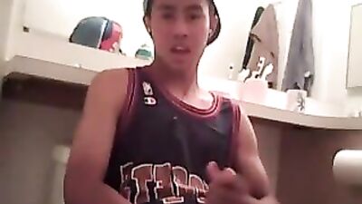 Young Asian Exotic Wanking Delight