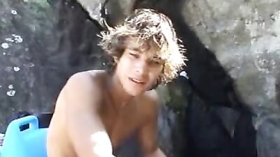 Daniels Vintage Solo Adventure: A Journey into Gay Porn History