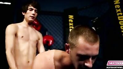 Anderson Lovell and Coltons Hot Action Showstopper!