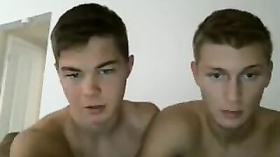 Hot Frat Web-Cam Couple: The Hottest Gay Porn Video of the Year!