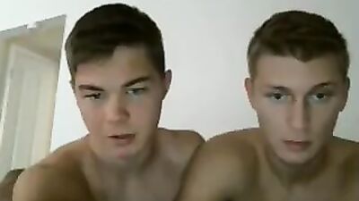 Hot Frat Web-Cam Couple: The Hottest Gay Porn Video of the Year!