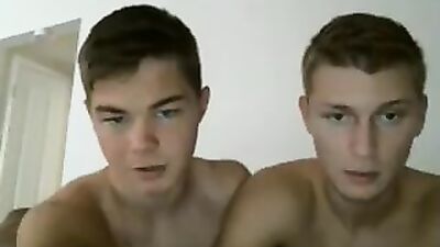 Hot Frat Web-Cam Couple: The Hottest Gay Porn Video of the Year!