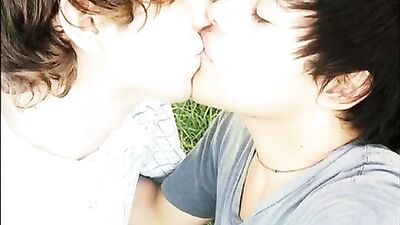 Gay Kiss Amature Fun Blond Boys