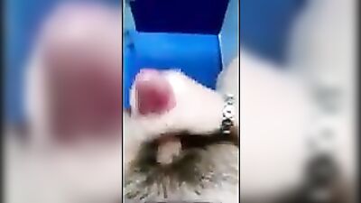 Office Orgasms: Quick Cum in Work!