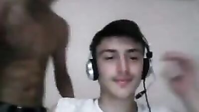 Cam Love Friends - A Gay Porn Video with Amateur Web-Cam Fun!