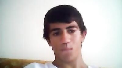 Web-Cam Expectations: Amateur Gay Porn with a Twist!