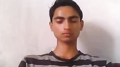 Web-Cam Solo in Maldives: Hardcore Gay Erotica!