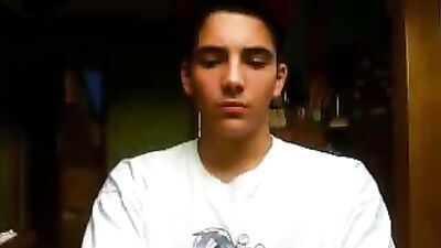 Gangbang with 18 French Amateur Webcam Solo Boys