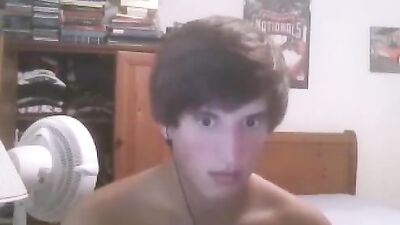 Exposing Naked Desires: Amateur Web-Cam Solo Gay Hot!