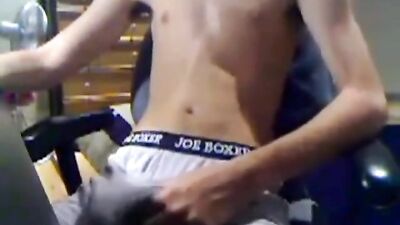 Bulge Boy Unleashes His Cock - A Solo Gay Porn Video!