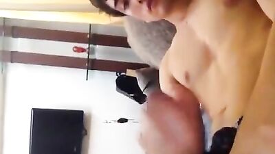 Young & Ambitious: Webcam Solo Exposure!