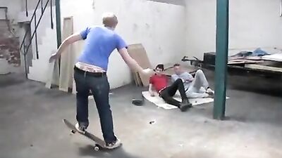 Fantasy Factory Teenparty: Action Bareback Group Sex