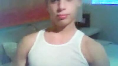 Brent Everett First Camshow Unleashes His Big Cocks For Amateur Cum Shots!