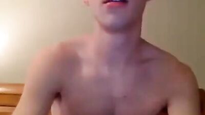 Twink American Adventure: Exploring Web-Cam Solo Fantasies!