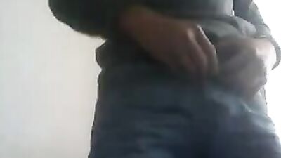 Young Romanian Solo Web-Cam Sensation: Amateurs Best Friend (19 Romania)