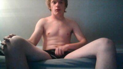 Anal Adventure: Kinky First-Timer Explores Painful Pleasure