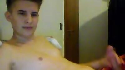 Charly Web-Cam Handjob: Gay Porns Hottest Amateur!