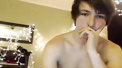 Golden Web-Cam Handjob: The Best in Gay Porn